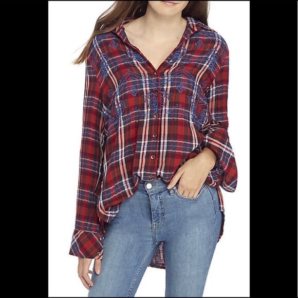 FREE PEOPLE MAGICAL EMBROIDERED OVERSIZED PLAID BUTTON DOWN - Picture 2 of 7